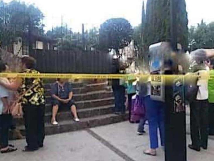 Asesinan a puñaladas sacerdote dentro de iglesia en Estado de México