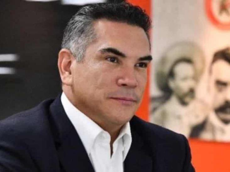 Alejandro Moreno Alerta Migratoria Retenido AICM