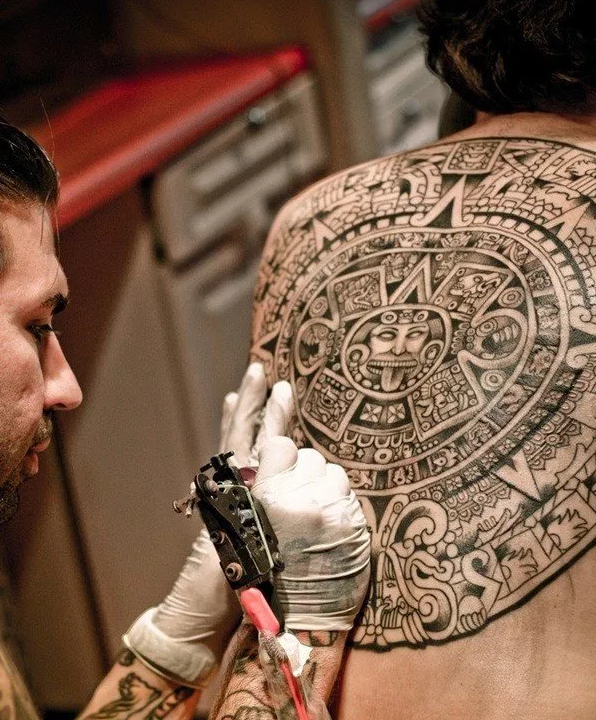 Diseños Impresionantes De Tatuajes Aztecas