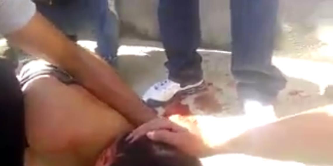 Normalistas difunden imágenes de estudiante baleado en Morelia