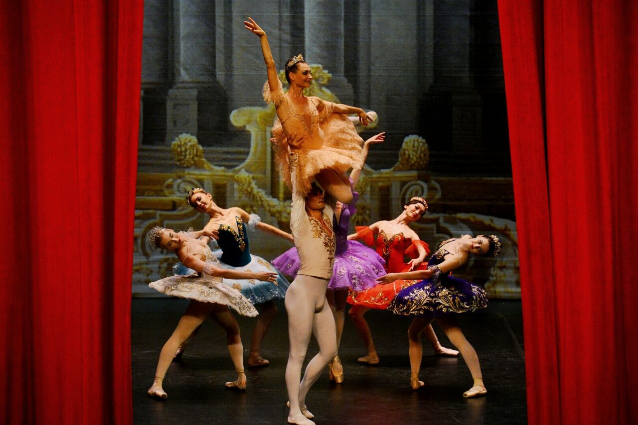 El ballet clásico de San Petersburgo conquista Villahermosa