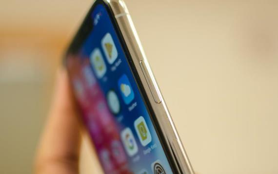 Samsung se burla del iPhone con video publicitario