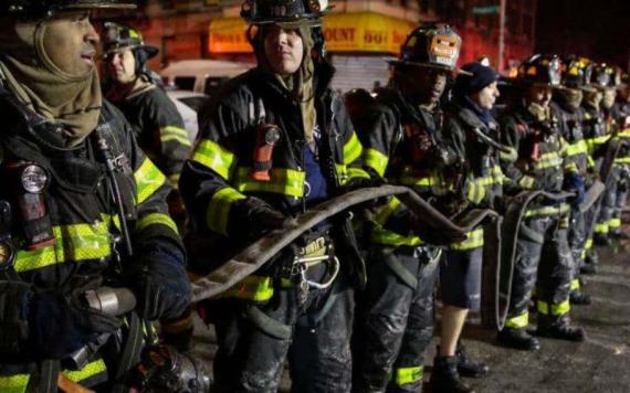 Entre los 12 muertos del incendio en NY se encuentran cuatro niños