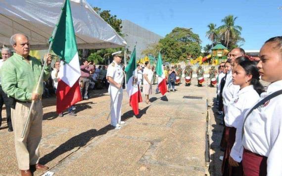 Celebran el 197 aniversario del día de la bandera en Tabasco