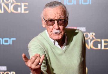 Stan Lee, de 95 años, pelea contra la neumonía