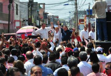 Gina Trujillo se registra como como candidata a la gubernatura de Tabasco