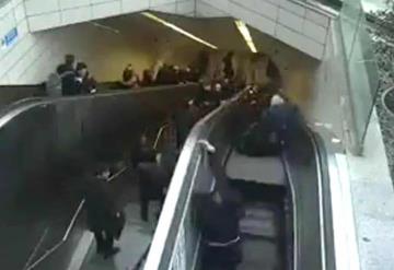 VÍDEO: Momento exacto en que hombre queda atrapado en escalera eléctrica