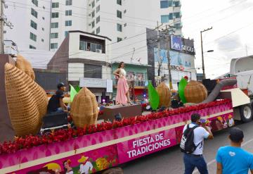 Así se vivió el desfile de Carros Alegóricos