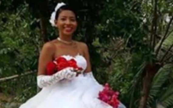 La inusual llegada de una novia mexicana a su boda