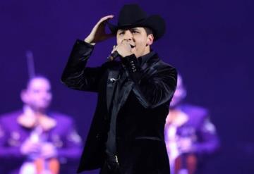 Fiebre por Christian Nodal