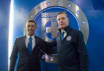 Presentan a Ricardo Peláez como director deportivo de Cruz Azul