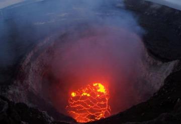 Captan erupción del volcán Kilauea desde el espacio