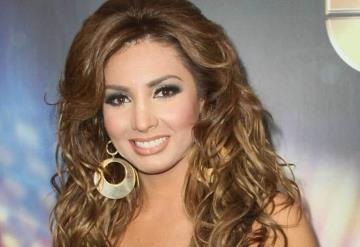 Patricia Navidad sorprende redes con parecido a Thalia