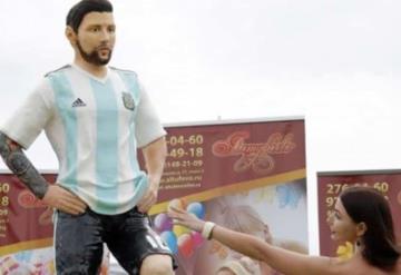 Celebran con pastel gigante cumpleaños 31 de Messi