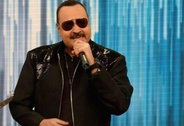 Pepe Aguilar enfurece