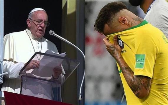 Papa Francisco consuela a aficionados brasileños