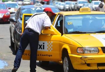 Taxistas piden incremento de $10 a la tarifa