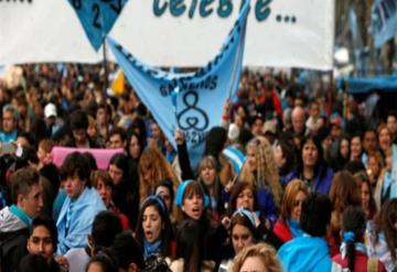 Crean en Argentina el primer partido en contra del aborto