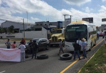 ¡Entérate! Cerrados los 4 carriles de la carretera Villahermosa - Cárdenas