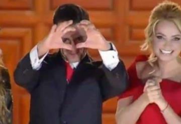 Aclara EPN significado de la seña que hizo durante ceremonia del Grito