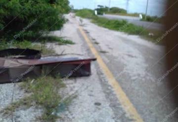 Encuentran ataúd a orilla de carretera en Emiliano Zapata