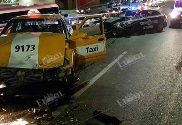 Se registra fuerte accidente entre un Taxi y un particular en Villahermosa