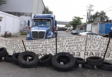 Caos vial en Campo Carrizo por bloqueo