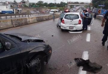 Carambola en la carretera Villahermosa-Teapa, kilómetro 11