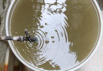 Reciben agua sucia hogares de Centro