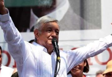 Hay periodistas que mienten como respiran: AMLO a Loret de Mola