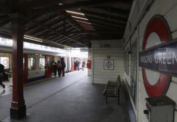 Golpean a mujer en metro de Londres por hablar español