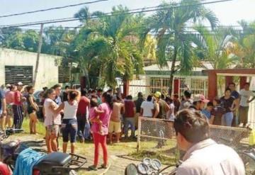 Amarran y golpean a dos ´Ratas´ en Cunduacán, vecinos casi los linchan