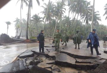 Ejército se encuentra en Paraíso, recorre zonas afectadas