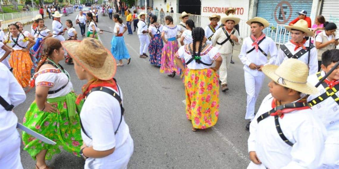 #Fotogalería: Así se vivió el Desfile Cívico Deportivo