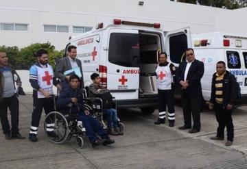 Cruz Roja apoya para traslado en ambulancia a migrantes guatemaltecos accidentados