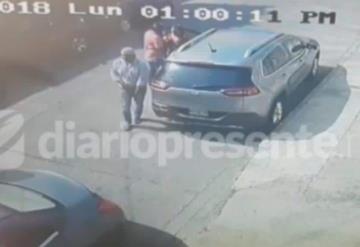 Así de fácil asaltan a una mujer y le roban su camioneta en Villahermosa