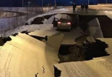 Terremoto de 7,0 remece a Alaska, emiten alerta de tsunami