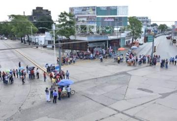 Descontaran por día no laborado a docentes