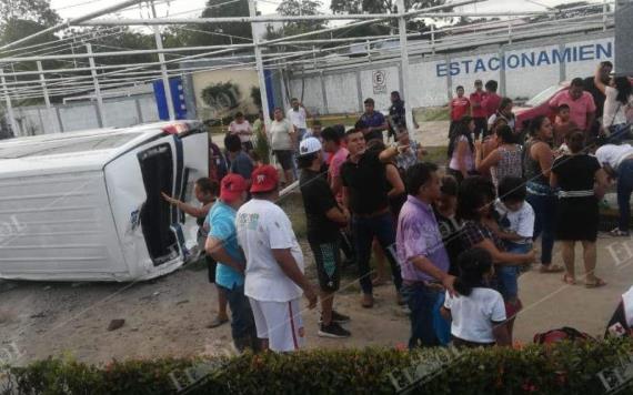 24 personas lesionadas tras accidente sobre la carretera Villahermosa - Cárdenas
