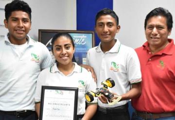 Estudiantes de CECyTE Tabasco ganan concurso de robótica