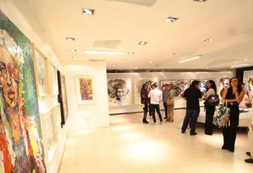 Exposición de arte apoya a Cruz Roja