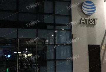 Frustran asalto en AT&T de Plaza Atenas