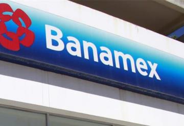 Asaltan Banamex en colonia centro de Reforma