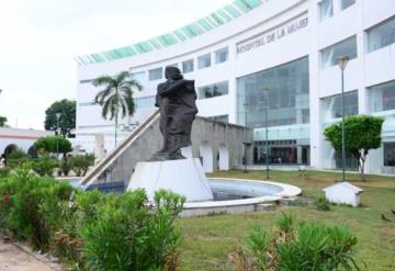 Surten medicamentos y material de curación al Hospital de la Mujer