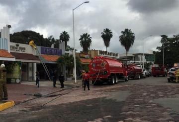 Movilización de bomberos por conato de incendio en Maiña en Villahermosa