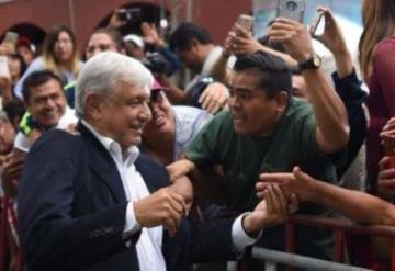 “El que lucha por la justicia, no tiene nada que temer”; AMLO rechaza reforzar su seguridad