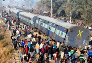 Tren se descarrila en la India; se reportan al menos 7 muertos