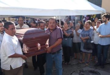 Sepultan a Jesús Eugenio Ramos, periodista ejecutado en Emiliano Zapata; hoy cumpliría 59 años