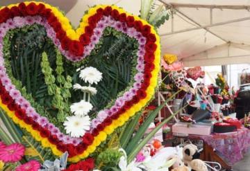 Los tabasqueños si son románticos, siguen regalando flores