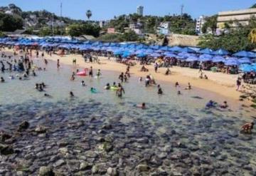 El mar retrocede 20 metros en playas de Acapulco